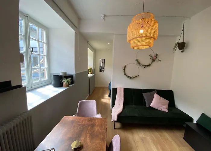 Cosy 4 In Historic Abbey * Cadier en Keer